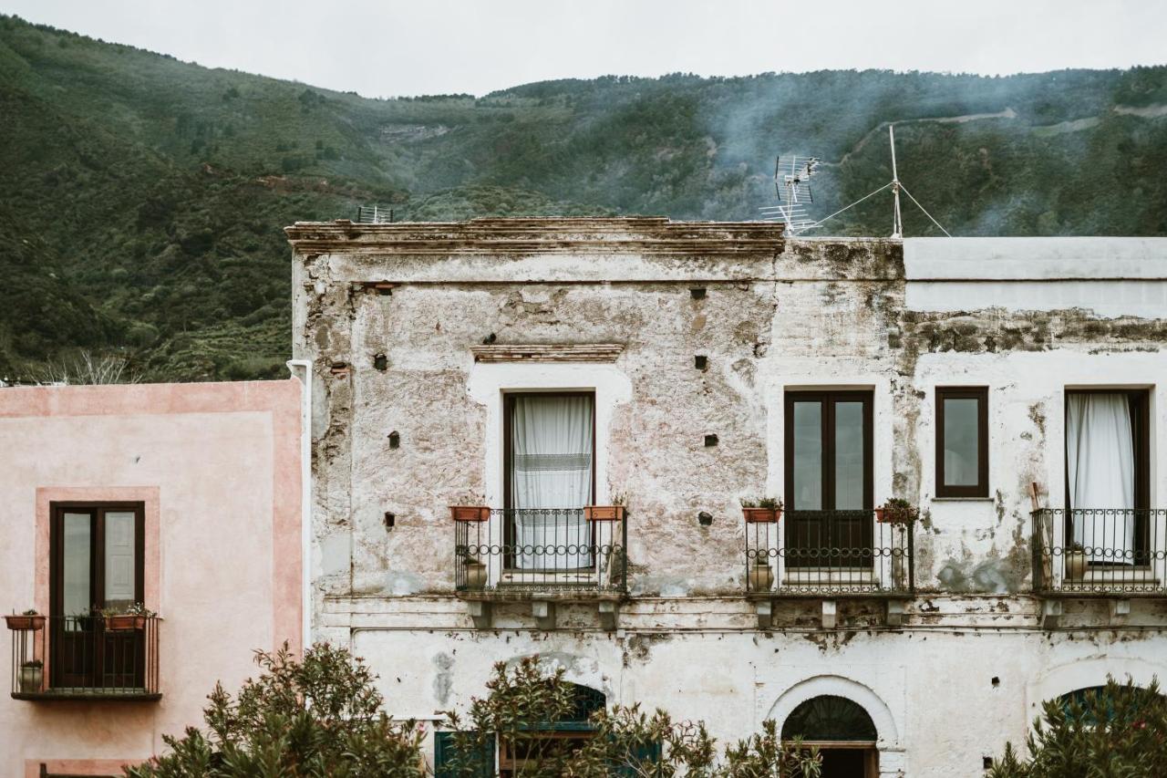 Hotel I Cinque Balconi سانتا مارينا سالينا المظهر الخارجي الصورة